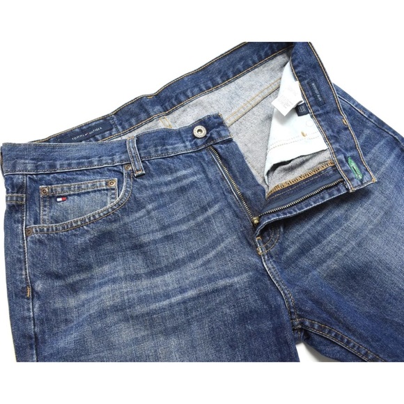 Vintage TOMMY HILFIGER Bootcut Jeans Men's
W33/L32 Fade Effect Whiskers Zip Fly - Picture 4 of 12